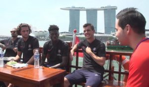 PSG - Les joueurs à la découverte de Singapour