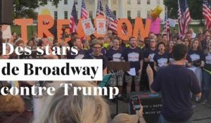 Des stars de Broadway chantent contre Trump devant la Maison-Blanche