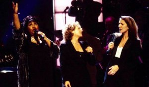 Line Renaud, Elton John, Céline Dion... Ils rendent hommage à Aretha Franklin