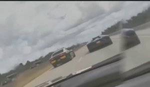Quand un policer se lance dans une course avec une Lamborghini