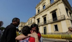 L'indignation des Brésiliens après l'incendie du Musée national de Rio