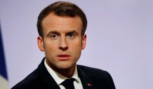 "Gilets jaunes" : l'Etat français sera intraitable, dit Macron