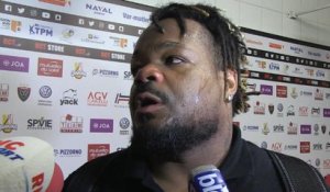 3e j. - Bastareaud : "Je n'aurais pas dû réagir comme ça"