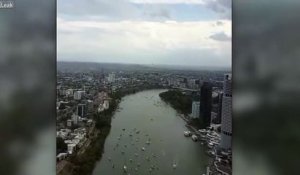 Ce boeing de l'armée frôle un gratte-ciel en Australie ! Frayeur du 11 septembre !