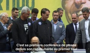 Brésil: "Je ne suis pas d'extrême droite", clame Bolsonaro