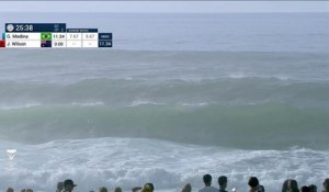 Adrénaline - surf : La vidéo du 10 de Julian Wilson face à Gabriel Medina en demi-finale du Quiksilver Pro France 2018