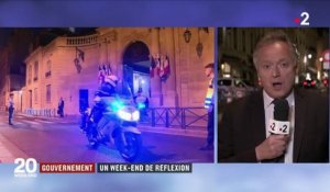 Remaniement du gouvernement : un week-end de réflexion pour Emmanuel Macron