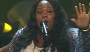 Tasha Cobbs Leonard - Put A Praise On It (Live)