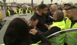 Tensions entre gilets jaunes et automobilistes sur l'A7