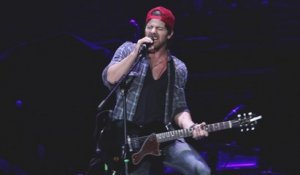 Kip Moore - Dirt Road