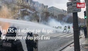 Emeutes et Incendies : Les gilets jaunes aux champs élysées à Paris