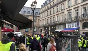 Gilets jaunes: nouvelle journée de tensions à Paris