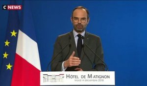 Édouard Philippe : “Je suspends pour une durée de 6 mois ces mesures fiscales”
