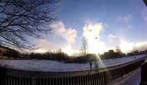 Phénomène très rare , trois soleils dans le ciel en Suède
