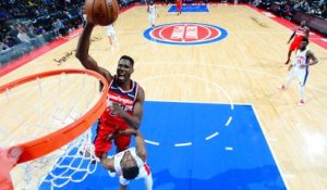 NBA : Ian Mahinmi claque un gros poster dunk dans le Top 10 de la nuit