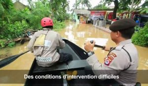 Indonésie: des inondations entravent les secours