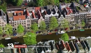 Amsterdam : la pêche au plastique