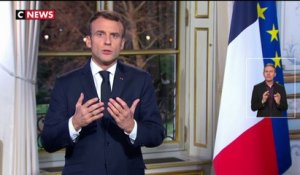 Emmanuel Macron condamne les violences
