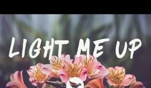 Midsplit - Light Me Up (Lyrics) Ft. Loé