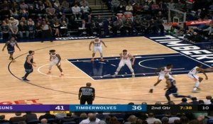 Dunk of the Night : Karl-Anthony Towns