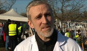 "Gilets jaunes" : un neurochirurgien dénonce des blessures "de guerre" et lance une pétition contre les LBD