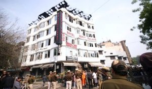 Au moins 17 morts dans l'incendie d'un hôtel à New Delhi