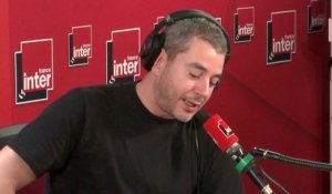 Mona Ozouf sur la présence des drapeaux français et européens dans toutes les salles de classe : “C’est un peu futile”