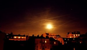 La "Super Lune" observée depuis Boulogne-Billancourt à travers ce saisissant timelapse
