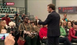 Gironde : Emmanuel Macron face aux femmes
