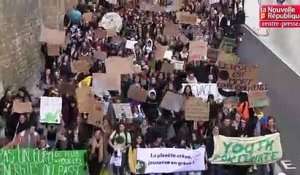 VIDEO. Poitiers : 2.000 collégiens et lycéens marchent pour le climat