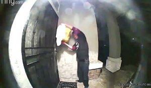 Un homme tente de mettre le feu à la maison de son voisin avec de l’essence