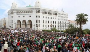Nouvelle manifestation à Alger, l'opposition demande à l'armée de rester à l'écart [No Comment]