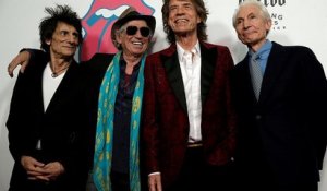 Jagger "anéanti" de devoir reporter la tournée des Rolling Stones