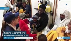 Eurozapping : des migrants bloqués au large de Malte, un test qui fait débat en Allemagne