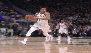 Dunk of the Night: Giannis Antetokounmpo