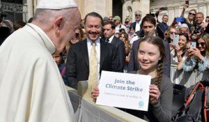 Au Vatican, Greta Thunberg remercie le Pape pour son engagement pour la planète