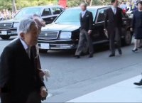 Regardez la réaction très surprenante des Japonais qui s'élèvent contre... des vacances offertes ! Vidéo