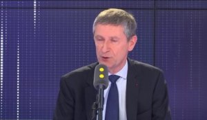 Européennes : "La République En Marche veut créer encore plus de technocratie", fustige Frédéric Péchenard