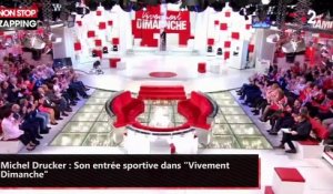Michel Drucker : Son entrée sportive dans "Vivement Dimanche" (vidéo)