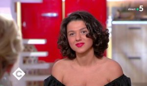 La virtuose Khatia Buniatishvili ! - C à Vous - 30/04/2019