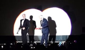 Alain Chabat et Gérard Darmon dansent la Carioca (Cannes 2019)