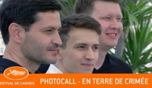 EN TERRE DE CRIMEE - Photocall - Cannes 2019 - VF