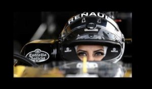 Cette pilote saoudienne fête la fin de l’interdiction de conduire au volant d’une F1
