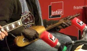 Tiken Jah Fakoly reprend "War" de Bob Marley dans Boomerang