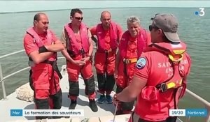 Naufrage : l'engagement des 8 000 sauveteurs bénévoles en mer