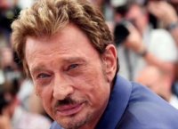 Laeticia Hallyday inquiète pour sa sécurité : Les précautions qu'elle a prises pour honorer Johnny