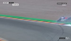 1ère chute en MotoGP pour Bagnaia