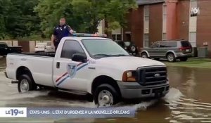 Insolite - Atlanta: La porte d'un fourgon blindé s'ouvre accidentellement provoquant une pluie de billets de banque sur l'autoroute