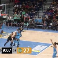 Les premiers points de Marine Johannes en WNBA