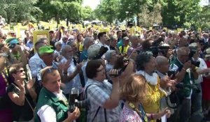 Le Tour fête des 100 ans du maillot jaune